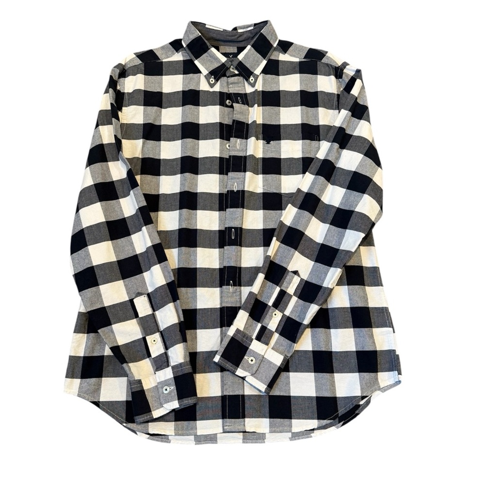 American Eagle Outfitters Black and White Plaid Shirt